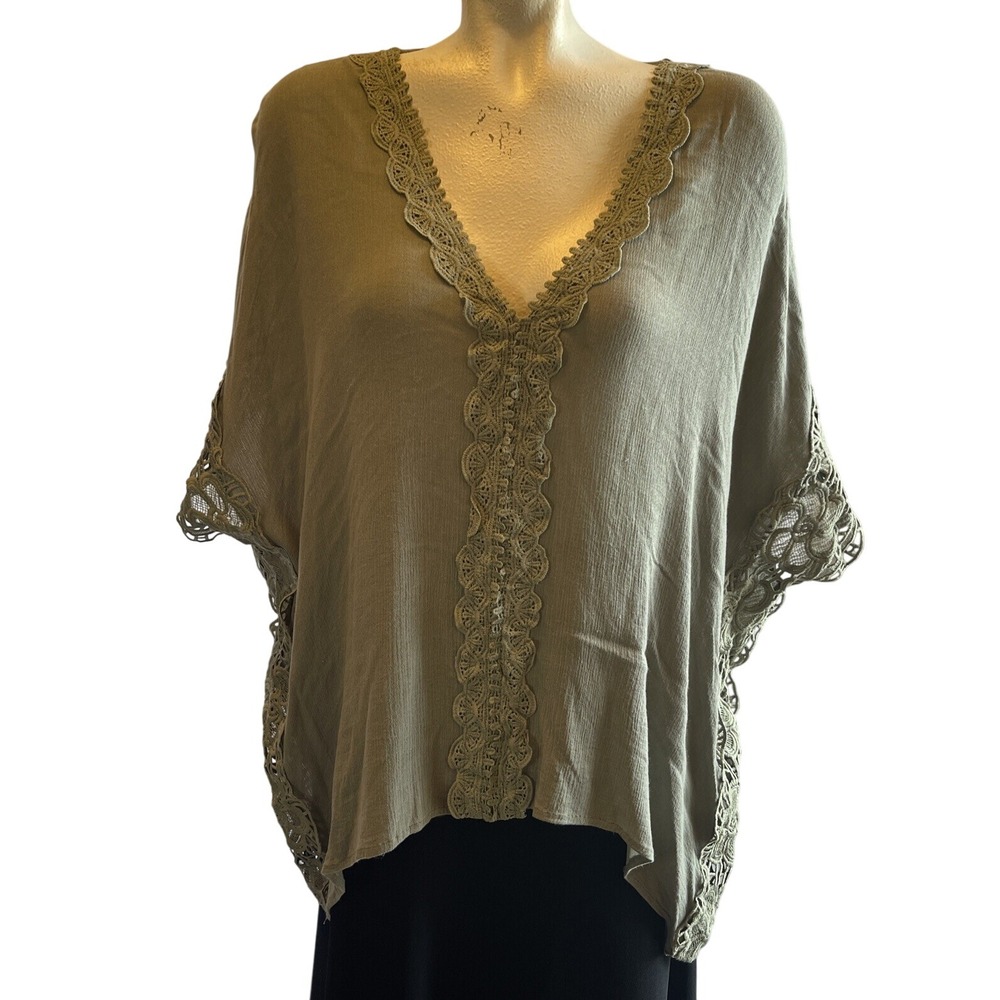 Kye Mi Olive Green Lace Trim V-Neck Poncho Top Large‎